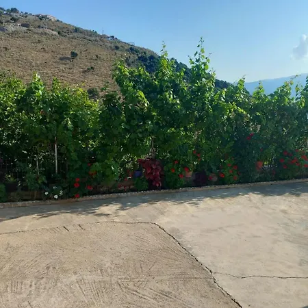 Nertili 1 Villa Ksamil