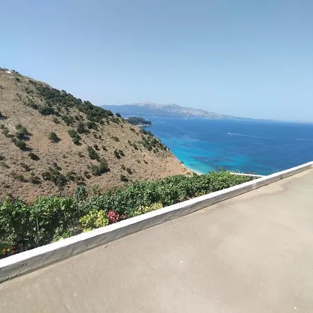 Nertili 1 Villa Ksamil