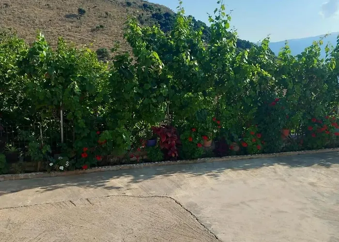 Nertili 1 Villa Ksamil